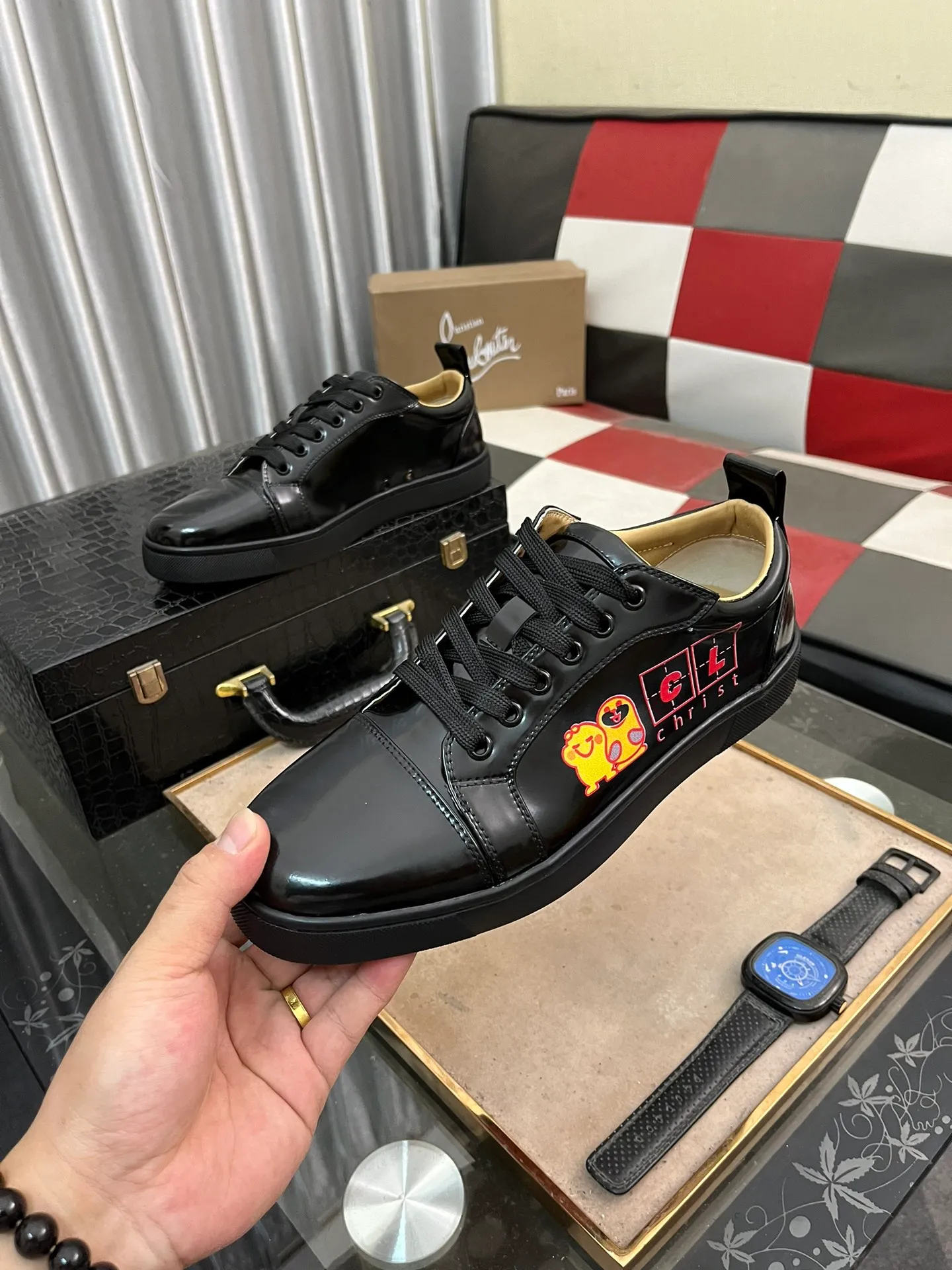 Men's men's shoes💰458⌚️⌚️christian louboutin (CL red sole shoes) counter hot diamond series, casual sneakers📢 📢 📢 Exclusive hot style release🎈🎈💪Movable latex feet👻Finished outsole line [Deyi] Global supply😝 [Top version]: Original imported cowhide upper, top original leather lining, original open-molded TPU outsole, original 1:1 detail processing, original shoe last, large number of ready-made code numbers: 38-44